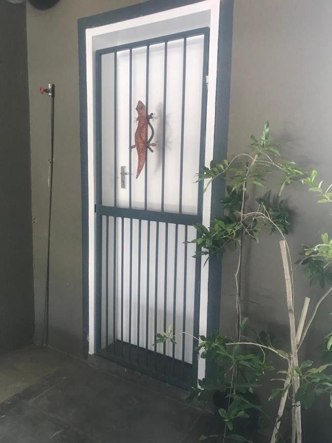 Urbanlife Keetmanshoop Accommodation Ngoại thất bức ảnh